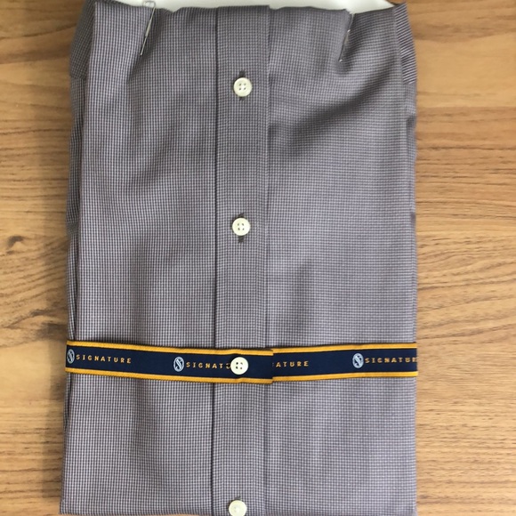 NEW WITH TAGS - Mens 17.5 (34-35) Dress Shirt. - Picture 4 of 4